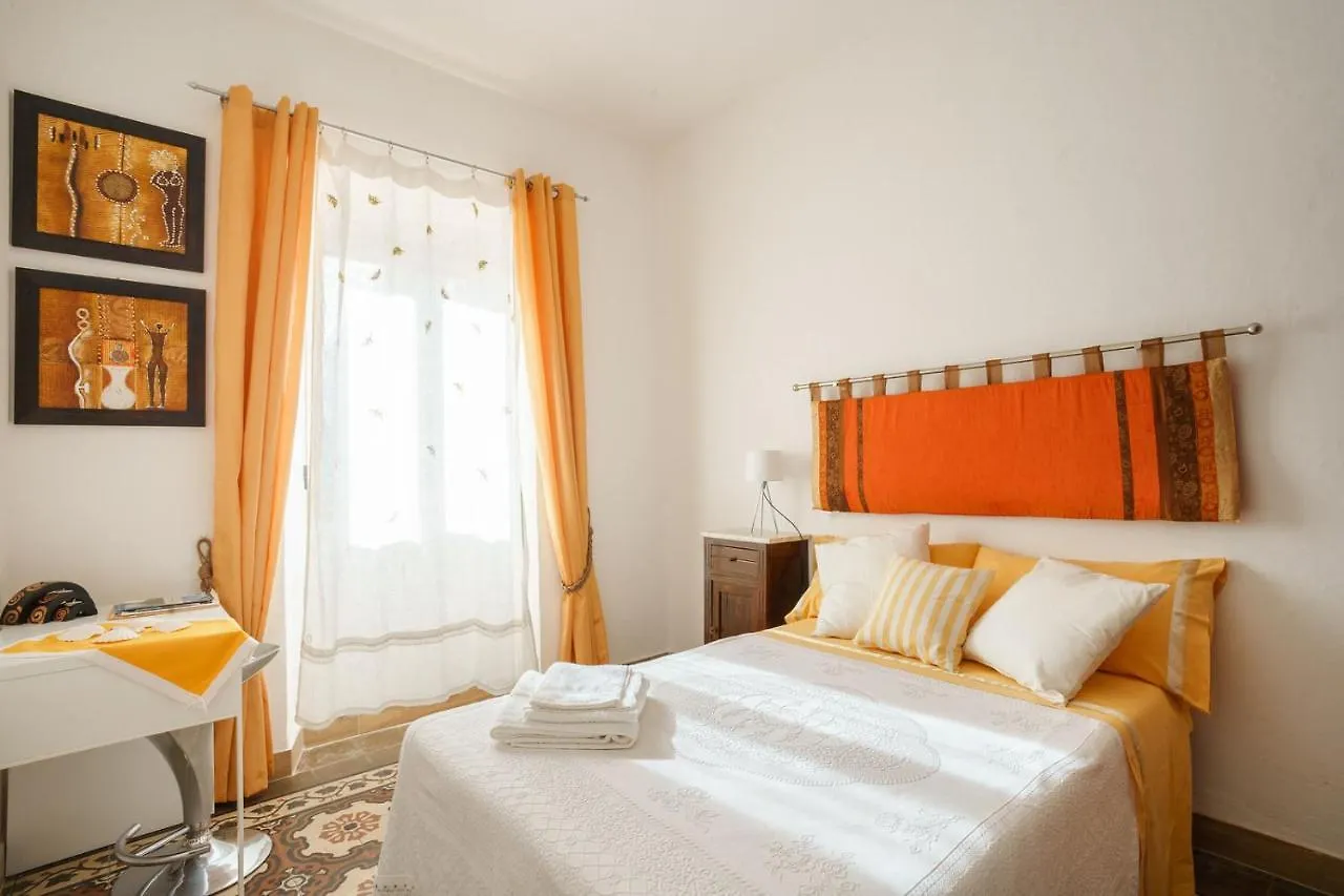 Holiday Home Alle Pavoncelle, Indipendente Con Terrazzo Di 60 Mq 斯库索港 0*,  意大利